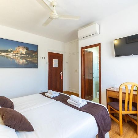 Hostal Doris - Adults Only Colonia de Sant Jordi Exterior photo