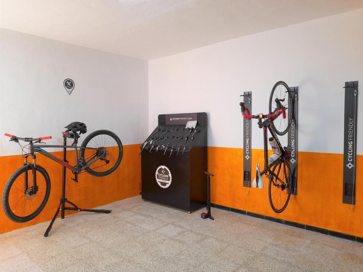 Hostal Doris - Adults Only Colonia de Sant Jordi Exterior photo