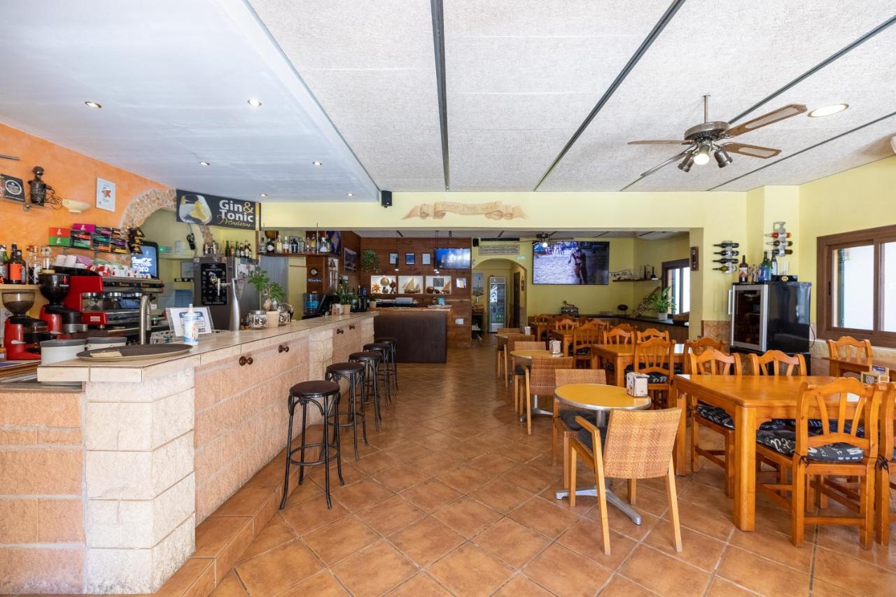 Hostal Doris - Adults Only Colonia de Sant Jordi Exterior photo