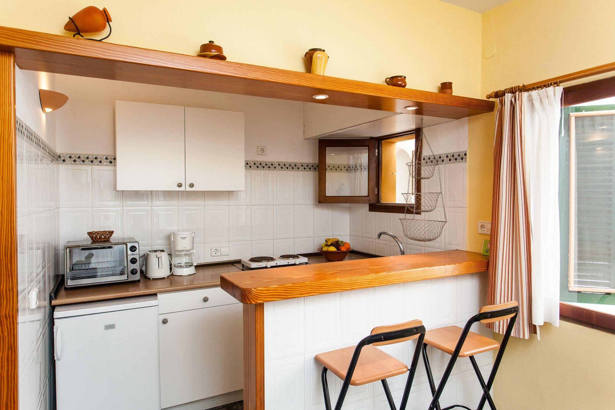 Hostal Doris - Adults Only Colonia de Sant Jordi Exterior photo